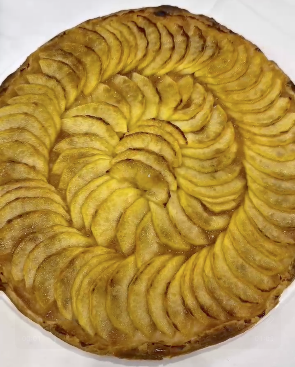 Plat à base de pate feuilletee